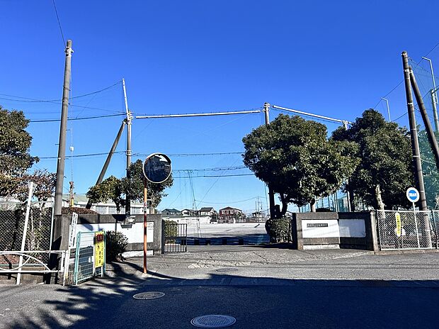 金旭中学校（約2,280m）