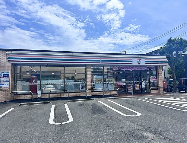 セブンイレブン平塚万田店(約190m)
