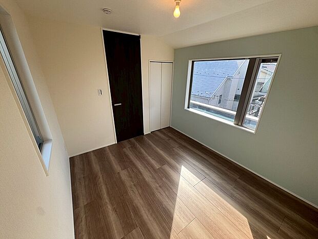 【居室】5.2帖の居室。