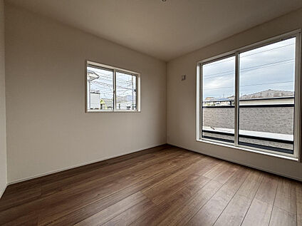 1号棟　南側洋室6.0帖