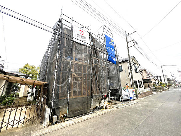 【外観】敷地面積44坪！駐車スペース並列2台あり！主寝室可変型プラン採用！！