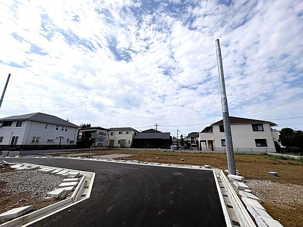 【外観】敷地面積36坪～！駐車スペース2台あり！主寝室可変型プラン採用！！