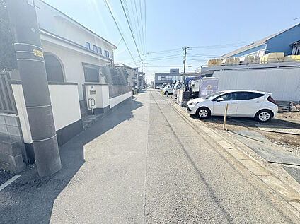 販売現地
