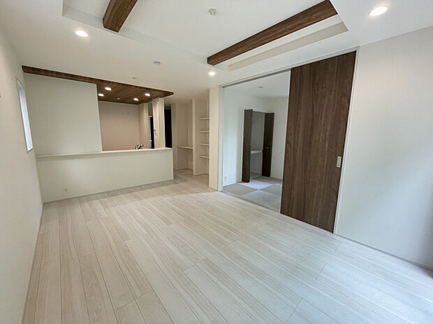 3号棟LDK16帖和室4.37帖（2025年11月撮影）　