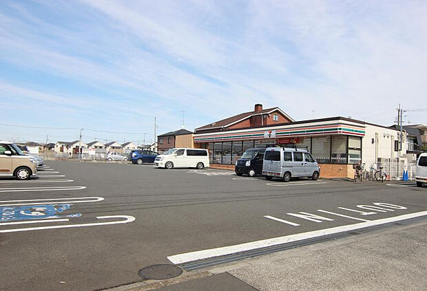 セブンイレブン日野市日野台2丁目店（約465m）