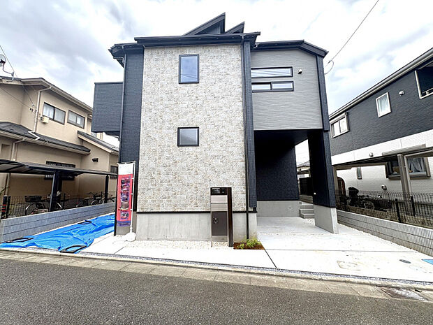 【外観写真】バス便を利用して複数路線へアクセス可能。さいたま新都心エリア方面への移動もスムーズです。　