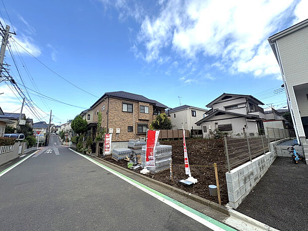 【外観写真】全居室南向きの4LDKプラン。明るい陽光が差し込む快適な住空間で、ご家族それぞれの時間を豊かに彩ります。　