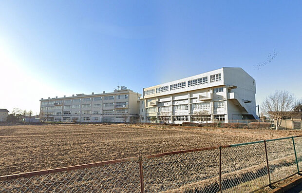 牛子小学校　