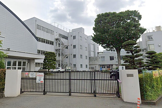 高麗川中学校（約1,600m）