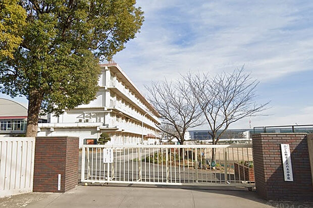 花の木中学校（約645m）