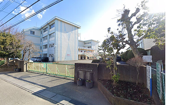 千代田小学校（約469m）