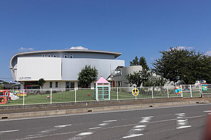 新河岸幼稚園 475m