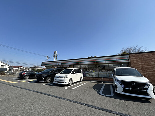 セブンイレブン川越小堤北店（約425m）