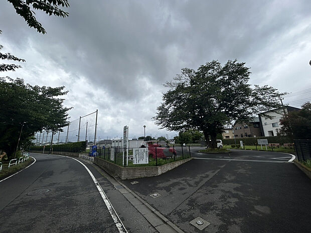 かほく運動公園（約342m）