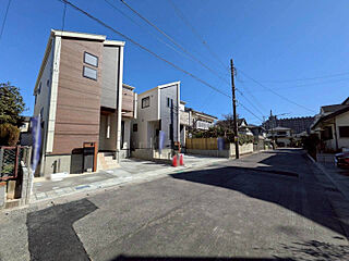 ブルーミングガーデン 千葉市美浜区真砂5丁目2棟 外観