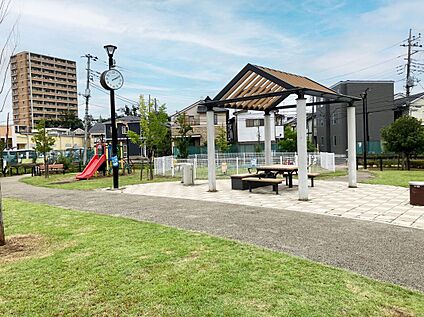 蓮沼なないろ公園 550ｍ～558ｍ(徒歩7分)