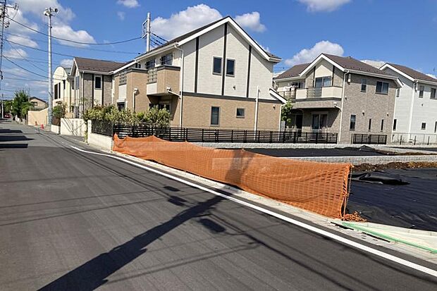 前面道路（撮影_2025年9月）幅員5Mの前面道路