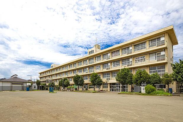 所沢市立向陽中学校(約400m・徒歩5分)