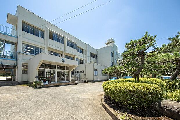 船橋市立小室中学校（徒歩5分）