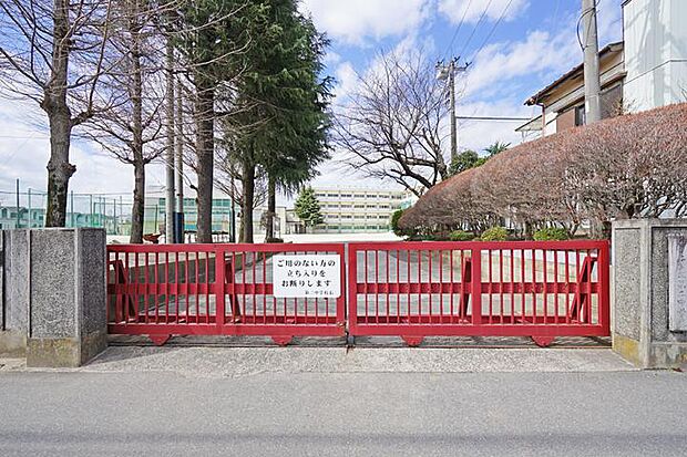 鎌ケ谷市立第二中学校(約400m・徒歩5分)