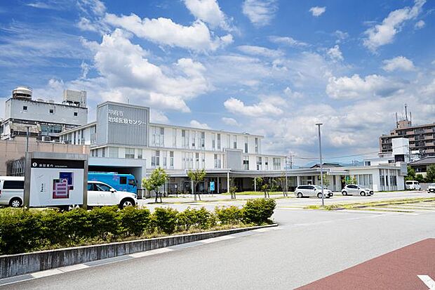 甲府市地域医療センター（約1,650m・徒歩21分）