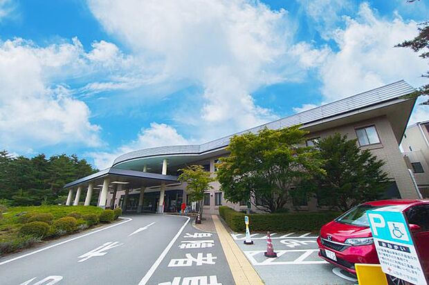 山梨赤十字病院(約1,020m・徒歩13分)