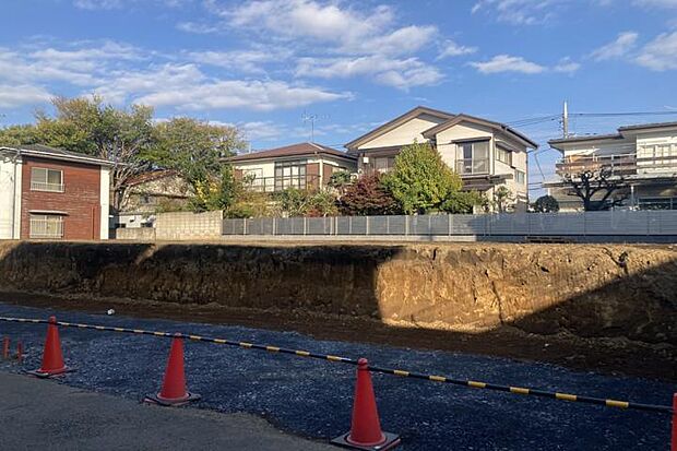 No.2_土地1（2025年11月撮影）約41坪の広い敷地でゆったりプランニング