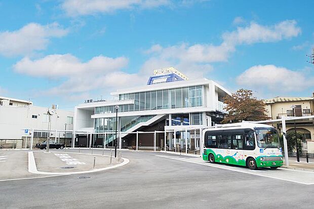 西武新宿線「入曽」駅（約610m・徒歩8分）