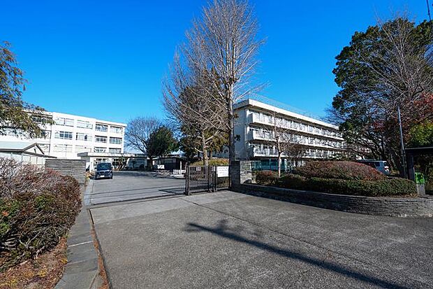 我孫子市立我孫子中学校(約1,340m・徒歩17分)