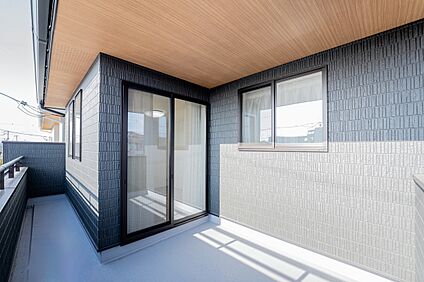 【2階バルコニー/B号地】