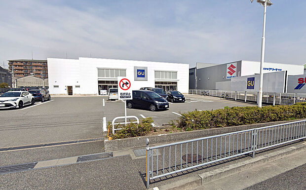 ジーユー 明石大久保店