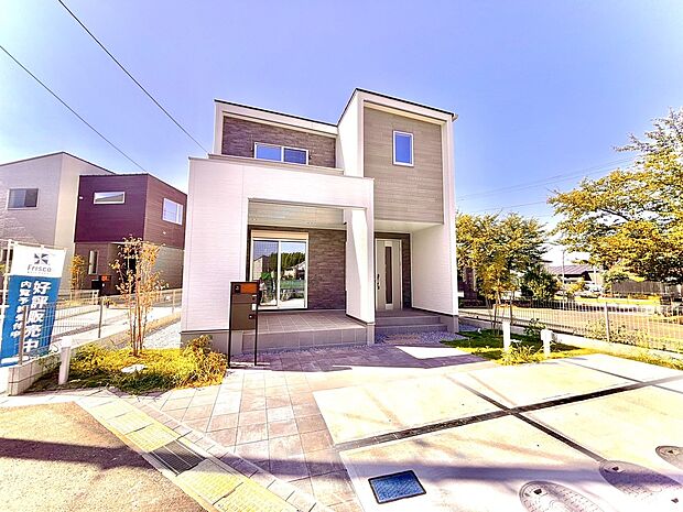 4KDK◇駐車並列2台◇前面6.5ｍ道路のゆとりの街区◇閑静な住宅地◇パントリー＋ロジア+リネン庫+ホール収納+WIC+バルコニー+吹抜け（3号棟）