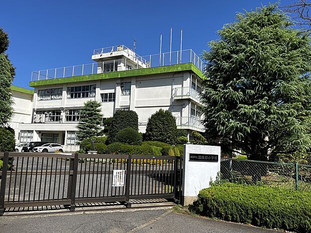 加良部小学校（約1,400m）