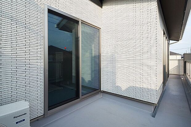 【バルコニーの漏水保証】■バルコニーの漏水、及び瑕疵が発生した場合、お引き渡し日から10年間保証