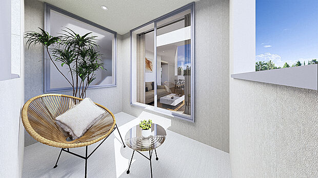 【バルコニー・2号棟】◇リビングからバルコニーへと自然につながる設計。室内と屋外が一体となったような開放感があり、家族団らんやリラックスタイムにぴったりです♪