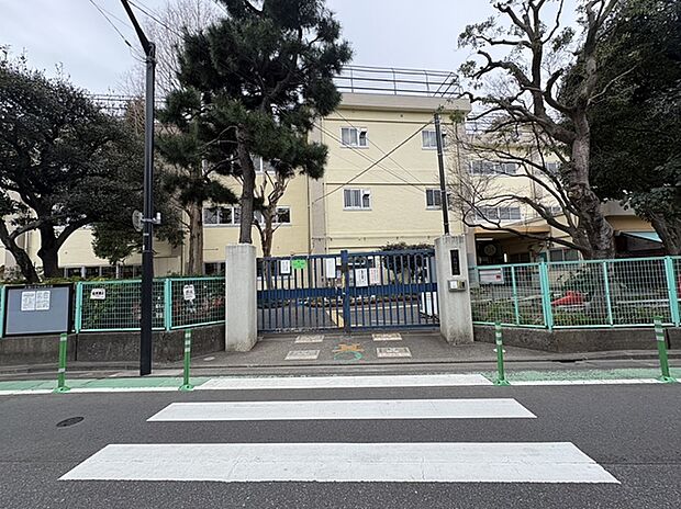 永福小学校