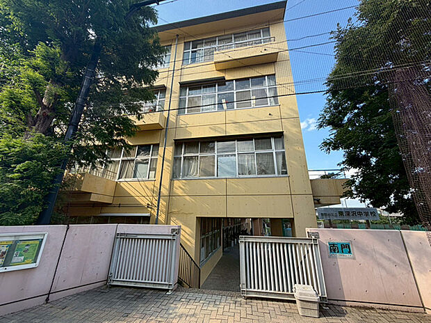 東深沢中学校