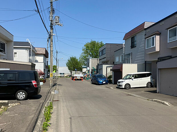 【現地写真】
ご家族のライフスタイルに合わせた間取りで、夢のマイホームをご実現ください。参考プランもご用意しております。
(2024年5月撮影)