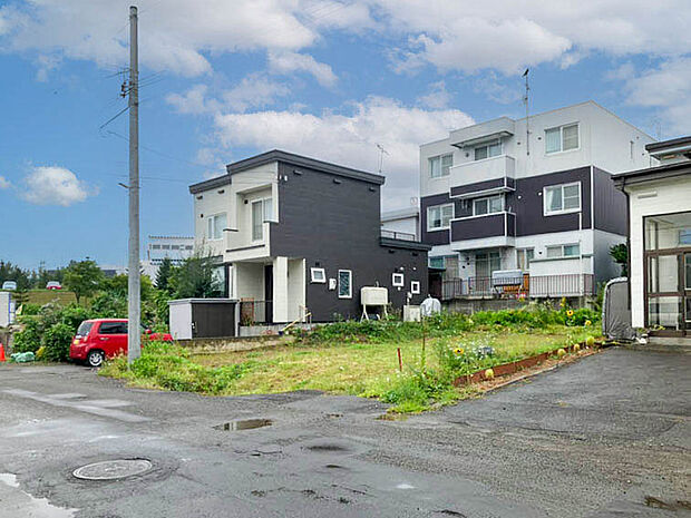 【現地写真】
解体完了済。更地渡しにつき、スムーズな建築開始が可能です。
【2024年4月撮影】