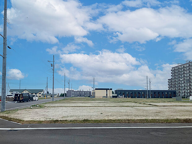 【現地写真】
札幌中心部へのアクセスも良好です。ぜひ周辺環境と合わせて現地をご覧ください。
(2025年7月撮影)
