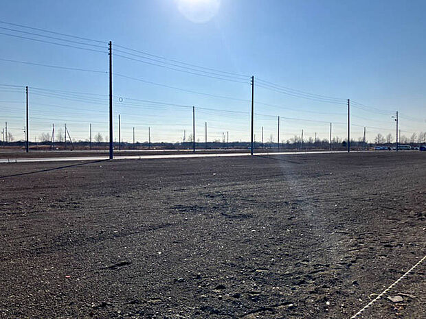 【【現地写真】】土地の広さや建設後のイメージをすぐに確認できます。周辺環境と合わせてぜひ現地をご覧ください。
(2025年11月撮影)