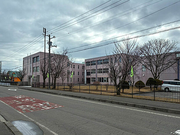 明野小学校(約1,000m)
