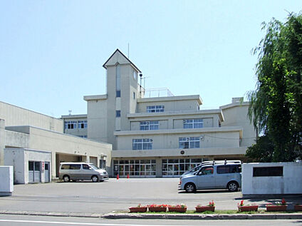 米里中学校 1400m(徒歩18分)