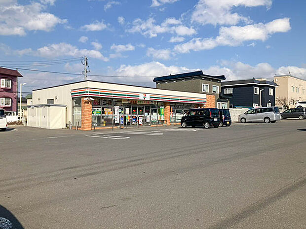 セブンイレブン札幌美しが丘3条店（約350m）