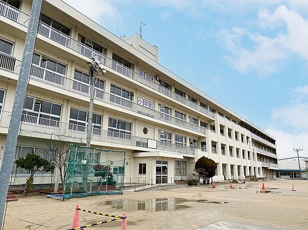 多治米小学校