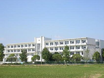 六ツ美北中学校 約1710m(徒歩22分)