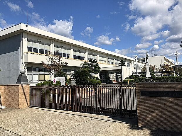 崇化館中学校