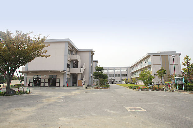 福岡小学校