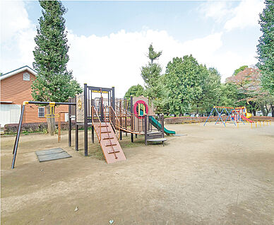 みずほ台中央公園（現地より徒歩15分） 約1180m