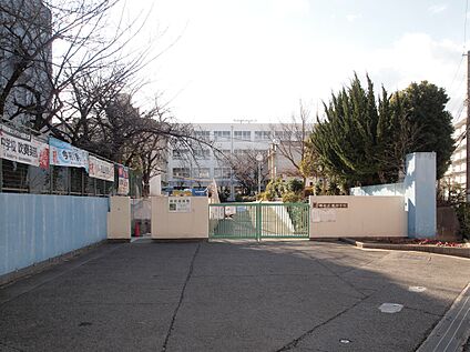 堺市立鳳中学校 約550m～570m(徒歩7～8分)